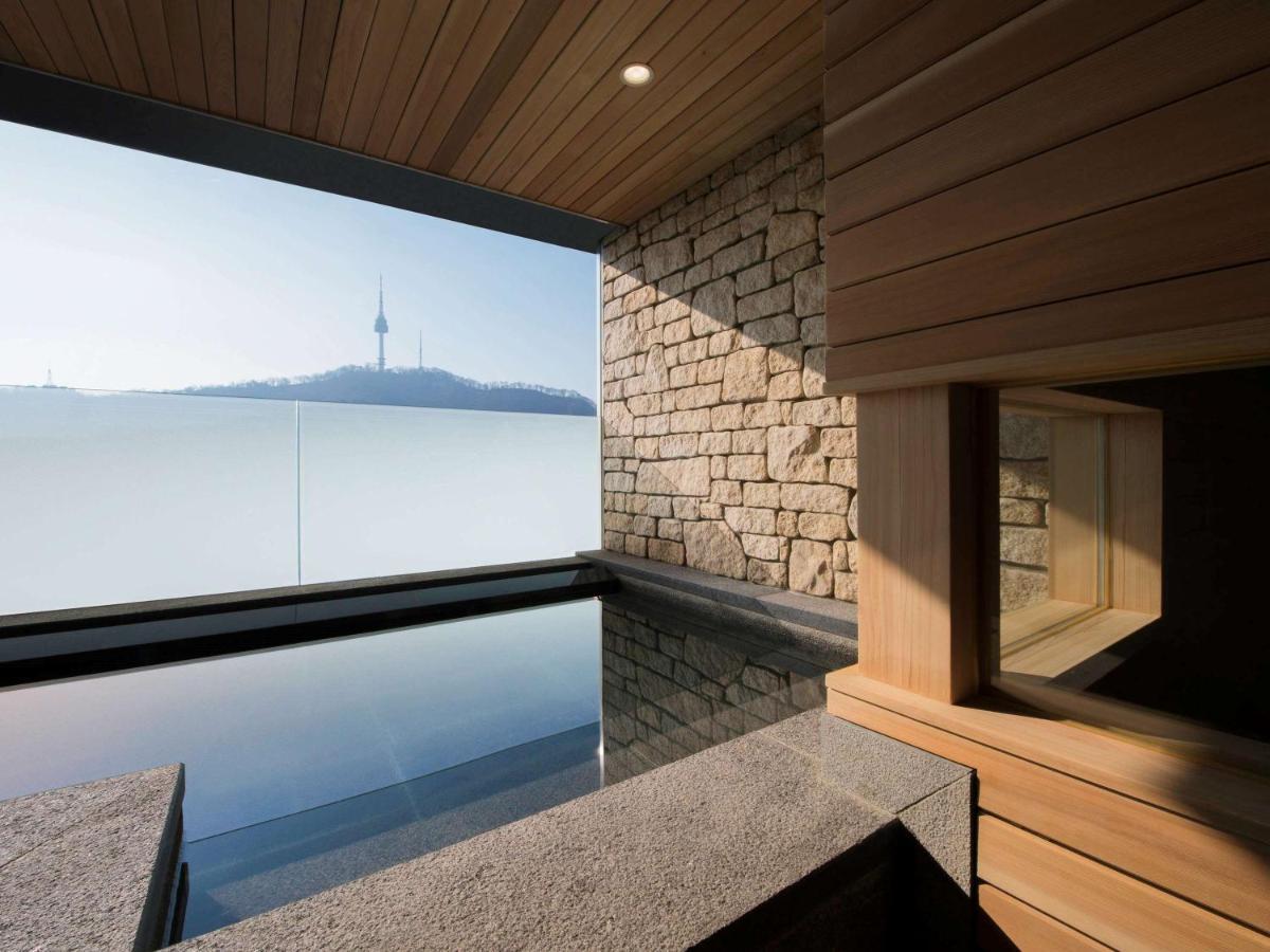 Ibis Styles Ambassador Myeong-dong 4*