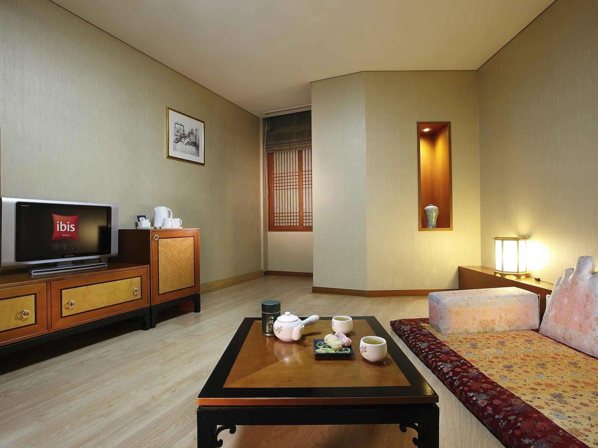 Ibis Styles Ambassador Myeong-dong 4* Seoul
